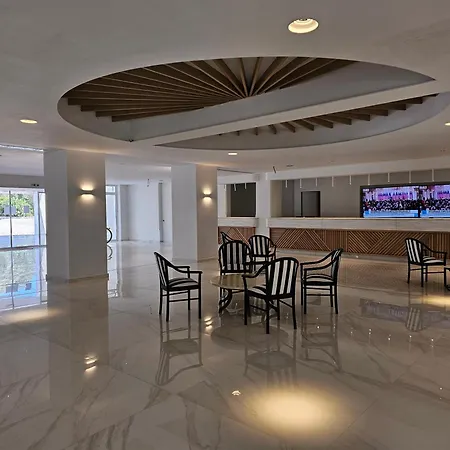 Hotel O Paradise And 5*