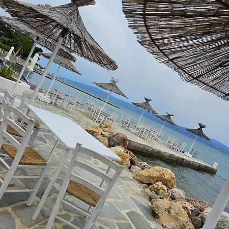 Hotel O Paradise And Magoula (Evia)