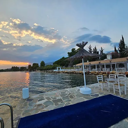 Hotel O Paradise And