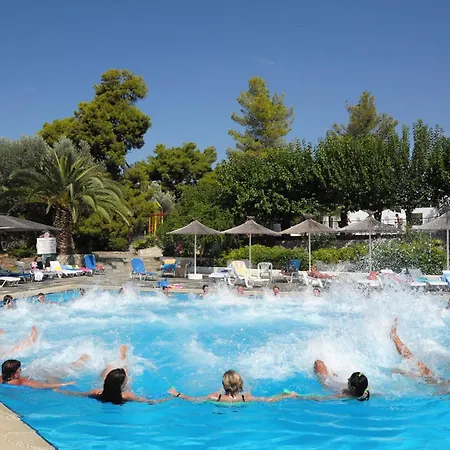 O Paradise And Hotel Magoula (Evia)