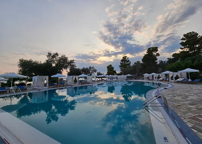 Ξενοδοχείο O Paradise And Μαγούλα