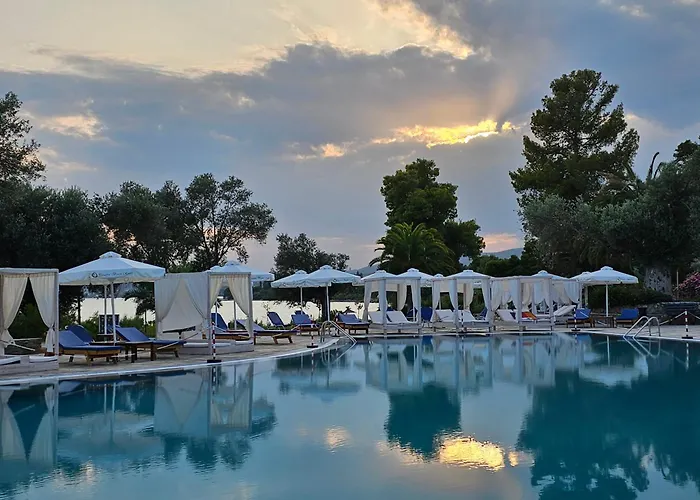 O Paradise And Ξενοδοχείο Μαγούλα