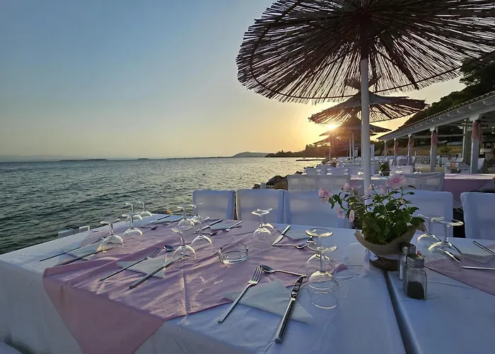 O Paradise And Ξενοδοχείο Μαγούλα